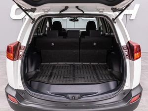 Внедорожник Toyota RAV4 2015 года, 1698000 рублей, Краснодар