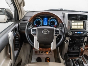 Внедорожник Toyota Land Cruiser Prado 2010 года, 2650000 рублей, Красноярск