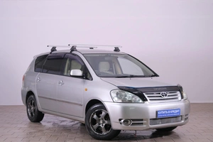 Минивэн Toyota Ipsum 2001 года, 849000 рублей, Омск