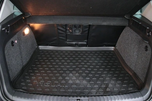 Внедорожник Volkswagen Tiguan 2010 года, 1258000 рублей, Солонцы
