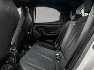 Хетчбэк Toyota Yaris 2020 года, 1230000 рублей, Красноярск