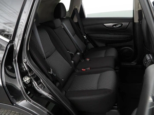 Внедорожник Nissan X-Trail 2018 года, 2348055 рублей, Москва