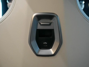 Седан BMW i7 2022 года, 13000000 рублей, Омск