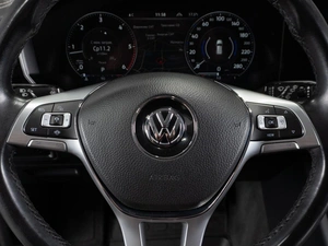 Внедорожник Volkswagen Touareg 2019 года, 5599000 рублей, Тюмень