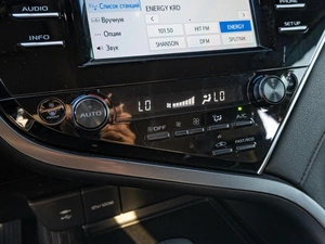 Седан Toyota Camry 2019 года, 2235000 рублей, Краснодар