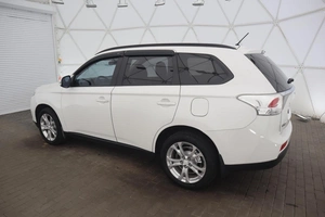 Внедорожник Mitsubishi Outlander 2012 года, 1330000 рублей, Орёл