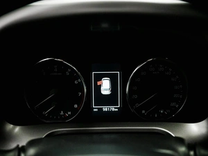 Внедорожник Toyota RAV4 2016 года, 2350000 рублей, Красноярск