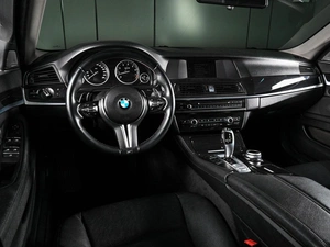 Седан BMW 5 серия 2012 года, 1699000 рублей, Аксай