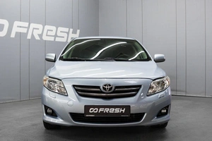 Седан Toyota Corolla 2008 года, 930000 рублей, Омск