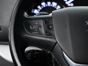 Минивэн Peugeot Traveller 2022 года, 2629999 рублей, Москва