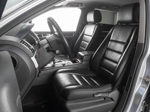 Внедорожник Volkswagen Touareg 2008 года, 1149000 рублей, Тюмень
