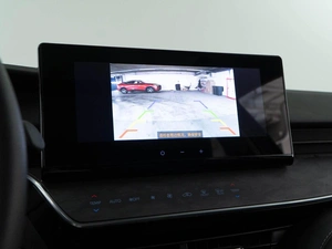 Седан Toyota Camry 2025 года, 4198999 рублей, Москва