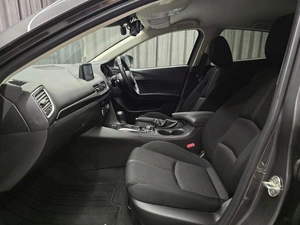 Седан Mazda Axela 2018 года, 1399000 рублей, Красноярск