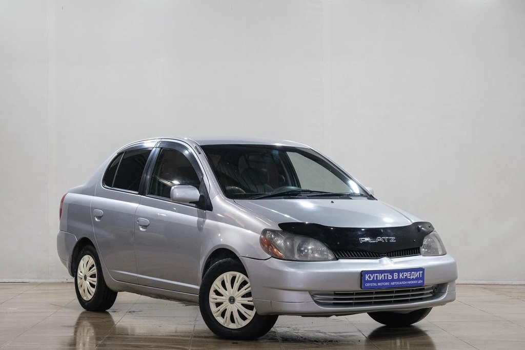 Седан Toyota Platz 2000 года, 379000 рублей, Новокузнецк