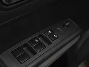 Внедорожник Nissan X-Trail 2014 года, 1490000 рублей, Омск