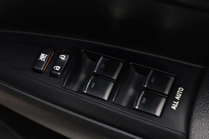 Универсал Toyota Corolla Fielder 2019 года, 1799000 рублей, Новосибирск