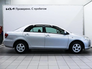 Седан Toyota Corolla Axio 2009 года, 790000 рублей, Красноярск