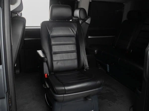 Минивэн Volkswagen Multivan 2018 года, 4770000 рублей, Тюмень