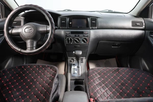 Седан Toyota Corolla 2004 года, 659000 рублей, Новосибирск