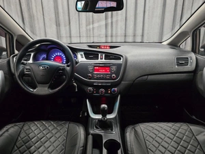 Хетчбэк Kia Ceed 2012 года, 649000 рублей, Красноярск