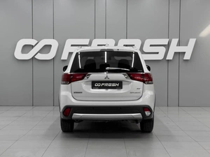 Внедорожник Mitsubishi Outlander 2018 года, 1650000 рублей, Ростов-на-Дону