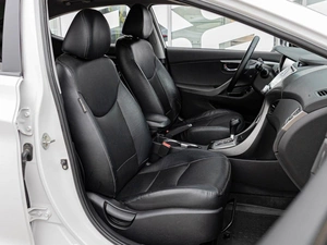 Седан Hyundai Avante 2012 года, 1153000 рублей, Краснодар