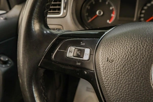 Седан Volkswagen Polo 2018 года, 1429000 рублей, Челябинск
