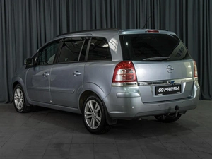 Минивэн Opel Zafira 2010 года, 849000 рублей, Волгоград
