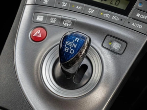 Лифтбек Toyota Prius 2012 года, 1210000 рублей, Краснодар