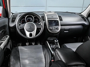 Хетчбэк Kia Soul 2013 года, 1219000 рублей, Кирилловка