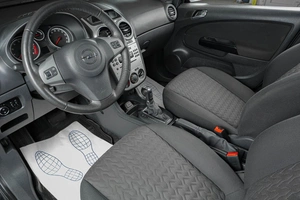 Хетчбэк Opel Corsa 2013 года, 839000 рублей, Тюмень