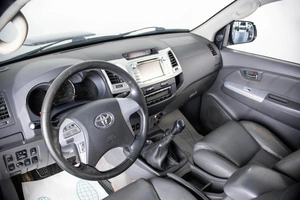 Пикап Toyota Hilux 2012 года, 1649000 рублей, Пермь