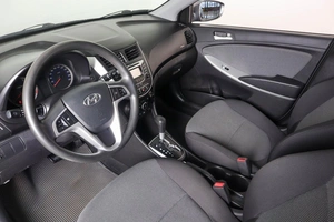 Хетчбэк Hyundai Solaris 2013 года, 869000 рублей, Пермь