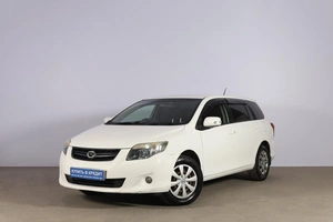 Универсал Toyota Corolla Fielder 2009 года, 939000 рублей, Новосибирск