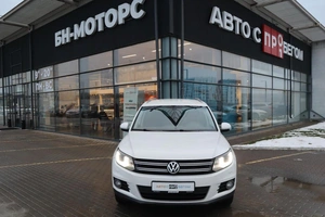 Внедорожник Volkswagen Tiguan 2012 года, 1550000 рублей, Мирное