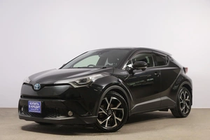 Внедорожник Toyota C-HR 2017 года, 2089000 рублей, Новосибирск