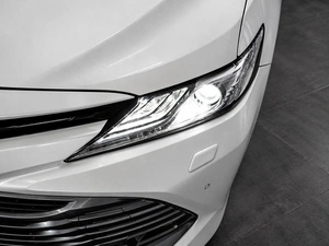Седан Toyota Camry 2018 года, 2839000 рублей, Тюмень