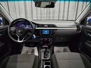 Хетчбэк Kia Rio X-Line 2019 года, 1440000 рублей, Красноярск