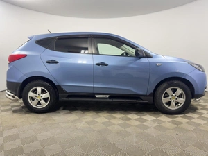 Внедорожник Hyundai ix35 2011 года, 1086100 рублей, Казань