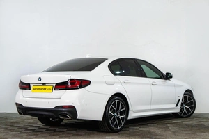Седан BMW 5 серия 2020 года, 4999000 рублей, Сургут
