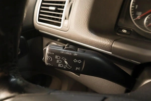 Минивэн Volkswagen Touran 2011 года, 1199000 рублей, Челябинск