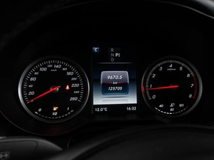 Седан Mercedes-benz C-класс 2016 года, 2499000 рублей, Тюмень