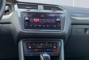 Внедорожник Volkswagen Tiguan 2021 года, 3325000 рублей, Солонцы