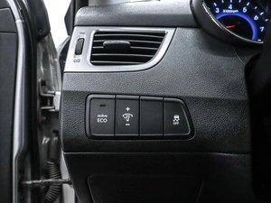 Седан Hyundai Avante 2010 года, 850000 рублей, Красноярск