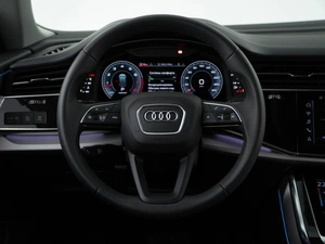 Внедорожник Audi Q8 2023 года, 10176046 рублей, Москва