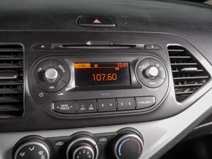 Хетчбэк Kia Picanto 2015 года, 899000 рублей, Воронеж
