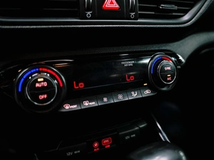 Седан Kia Cerato 2018 года, 1650000 рублей, Красноярск