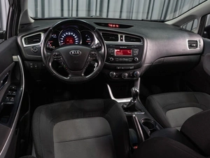 Хетчбэк Kia Ceed 2013 года, 1039000 рублей, Тюмень