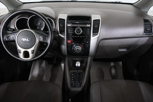 Минивэн Kia Venga 2012 года, 859000 рублей, Омск