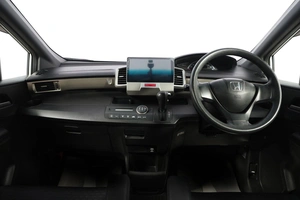 Минивэн Honda Freed 2011 года, 1329000 рублей, Новосибирск